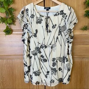 Like New DKNY Embroidered CapSleeve cream black gold lurex floral blouse Small